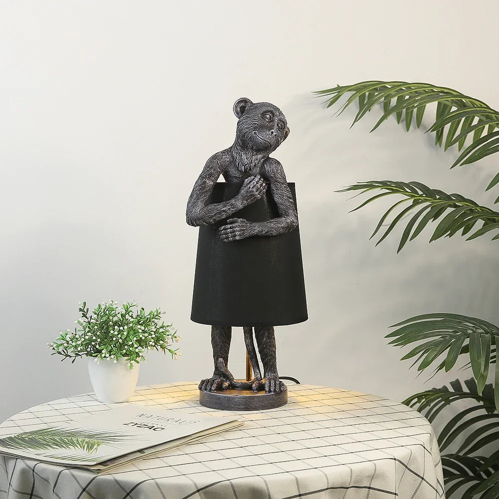 lampe à poser en résine design singe rétro pour éclairage décoratif - vue 4 sur 10