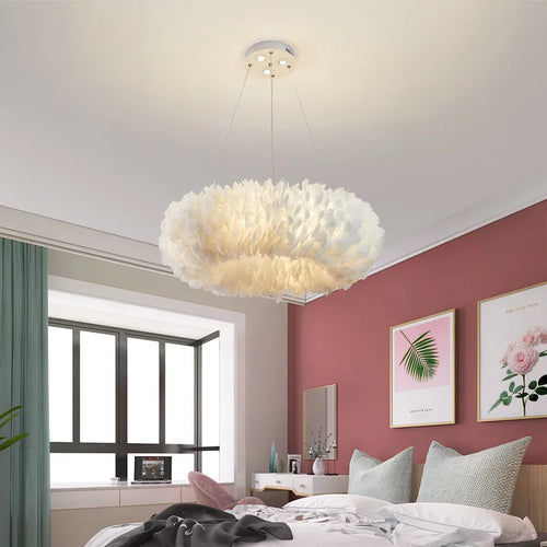 lustre à led nordique avec suspension en plumes - vue 3 sur 8