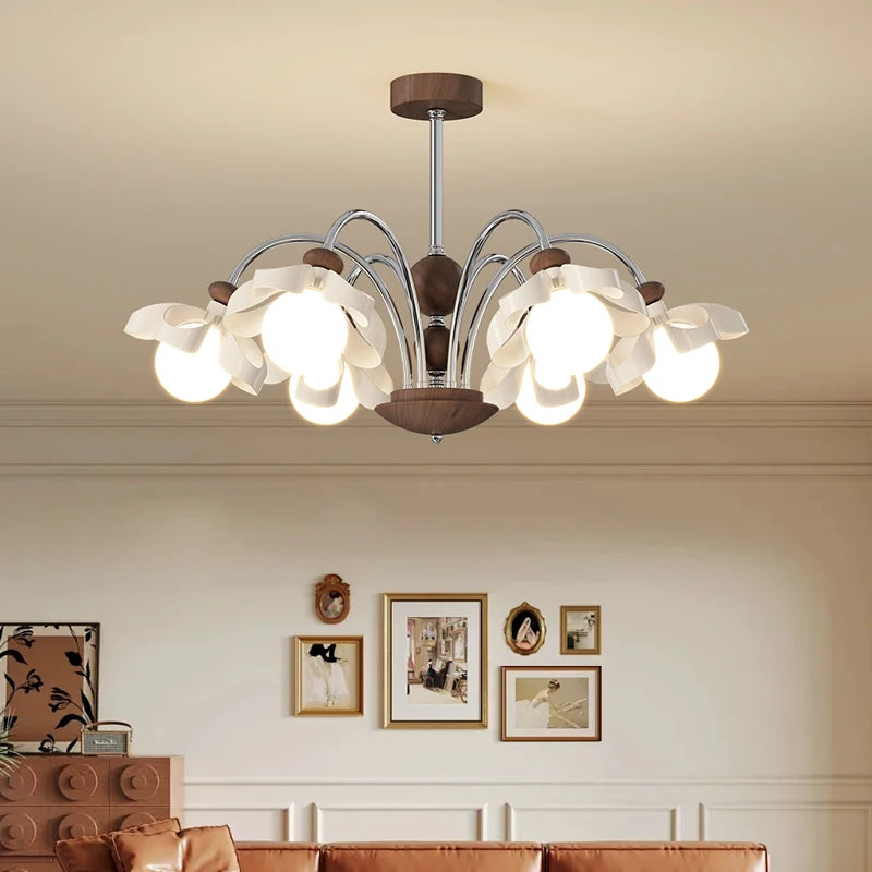 lustre médiéval à fleurs style rétro pour ambiance agréable - vue 5 sur 9