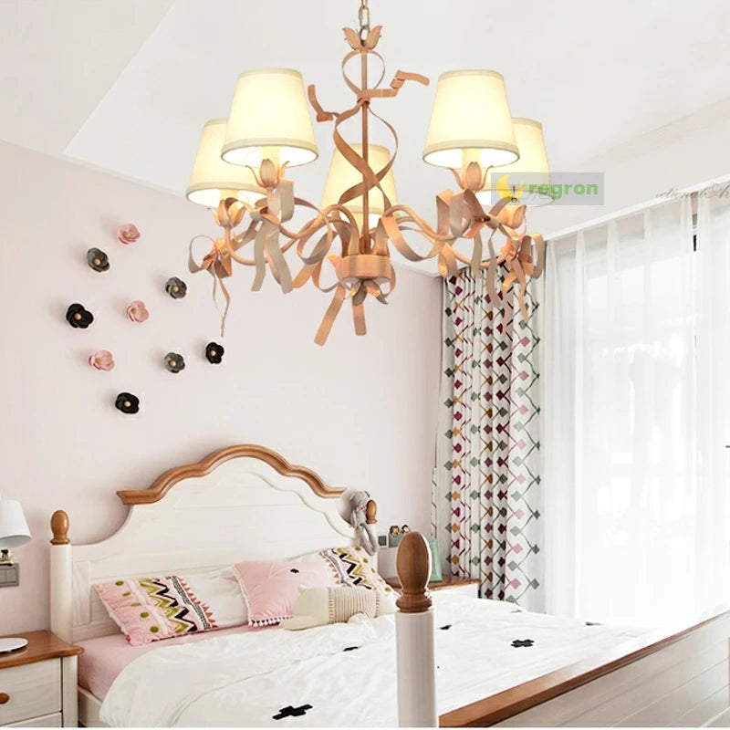 lustre en ruban rose pour chambre d'enfant élégante - vue 5 sur 14