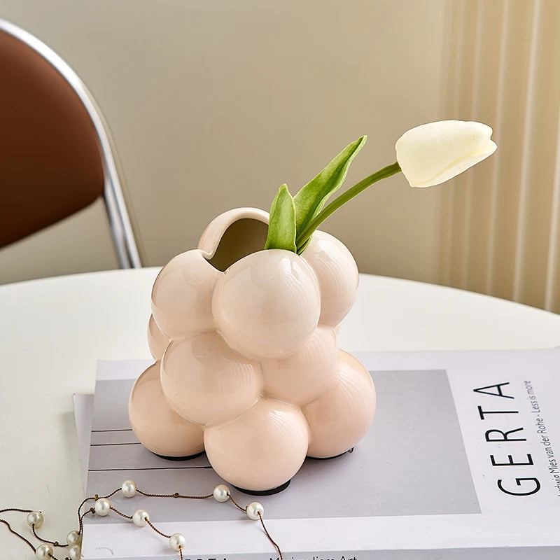 vase moderne en céramique pour décoration florale élégante - vue 3 sur 9