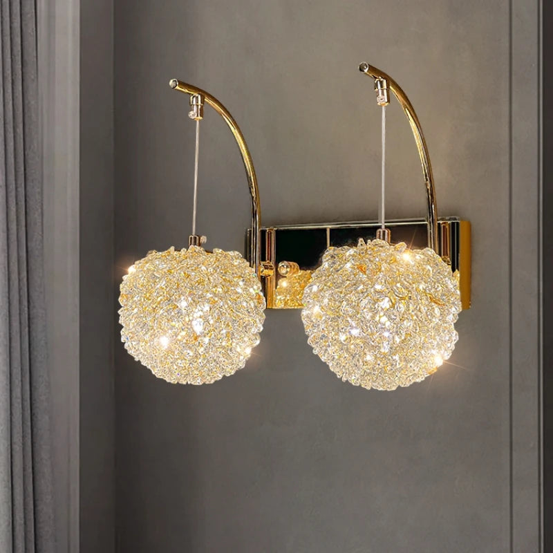 applique murale en cristal et métal doré design élégant pour intérieur moderne - vue 3 sur 10