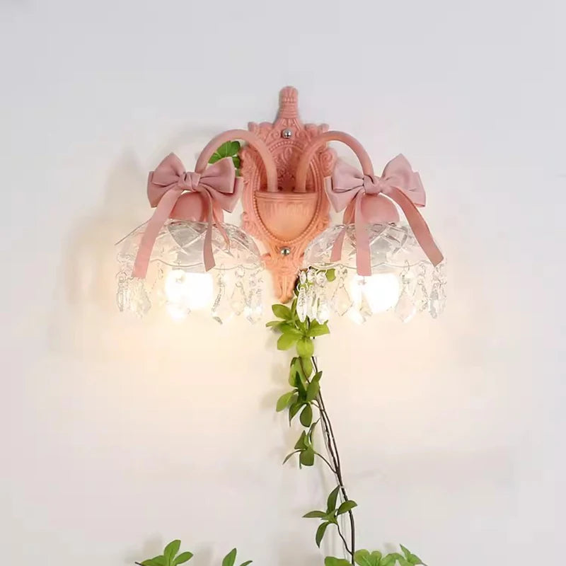 applique murale princesse en verre cristal avec nœud rose - vue 1 sur 8