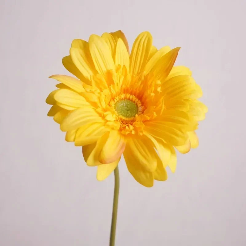 fleurs artificielles réalistes pour mariage et décoration festive