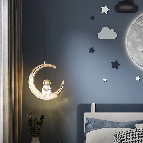 Chambre d'enfant lustre de chevet moderne minimaliste lumière de luxe dessin animé garçon fille chambre lune lampe astronaute petit lustre - vue 2 sur 8
