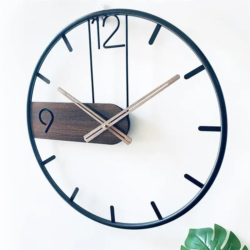 horloge suspendue en fer créative au design nordique - vue 4 sur 4
