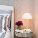 lampe de sol led design minimaliste et chaleureuse pour intérieur