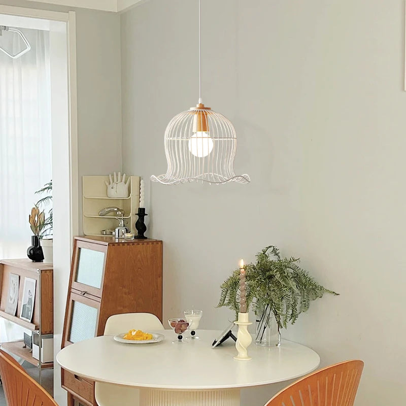 lustre en métal suspendu en forme de fleur nordique - vue 4 sur 6
