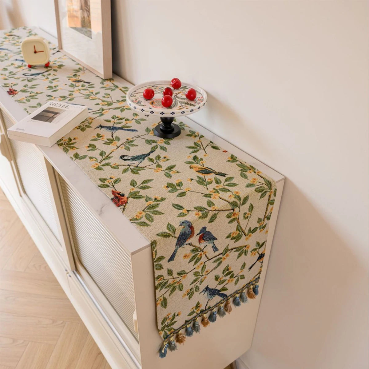 Chemin de table jacquard animal style nordique pompons - vue 4 sur 6
