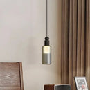suspension en laiton doré design moderne pour intérieur élégant