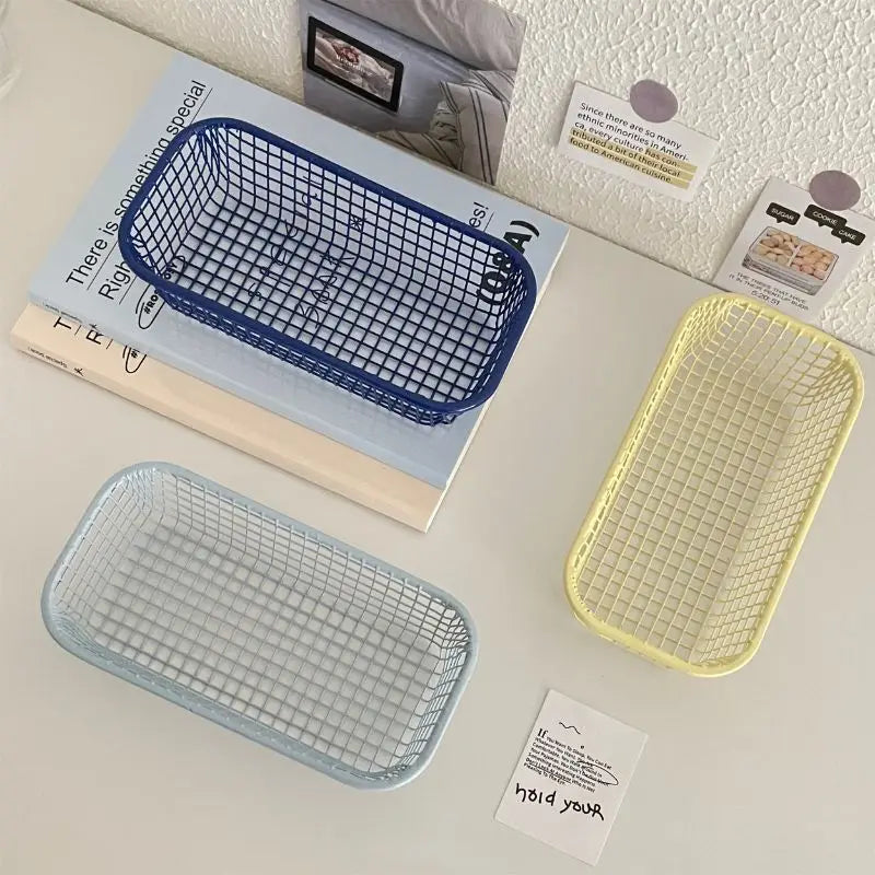 panier de rangement en métal pour bureau et maquillage - vue 5 sur 9