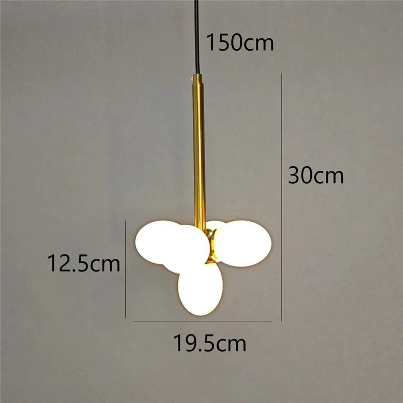 lustre minimaliste en verre forme dœuf pour un éclairage moderne
