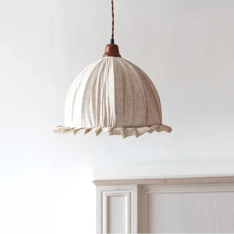 lustre en forme de bourgeon romantique en coton et lin - vue 4 sur 8