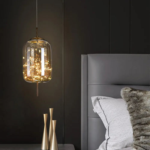 Lustre de chevet rouge en filet nordique pour fille - vue 5 sur 12