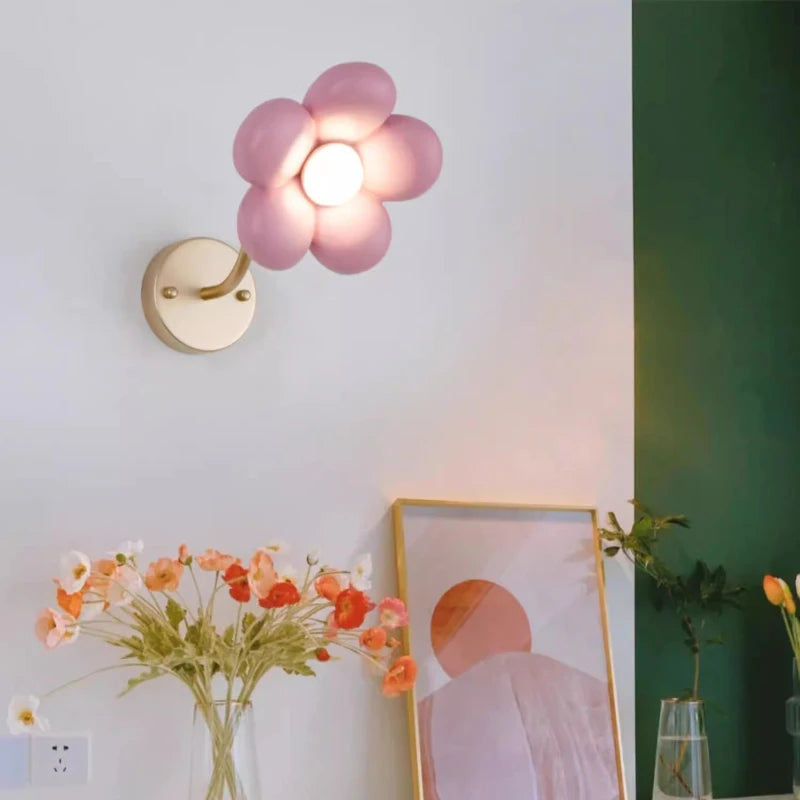 applique murale à pétales roses pour chambre de princesse - vue 3 sur 7