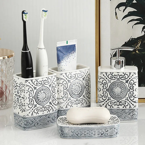 bouteille de lotion en céramique style bohème pour salle de bain - vue 2 sur 9