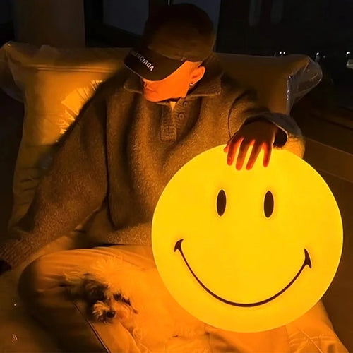 Simple sourire visage Led veilleuses USB Rechargeable PE lampe de nuit chambre d'enfants Protection des yeux chambre chevet décor lampe de bureau - vue 3 sur 6