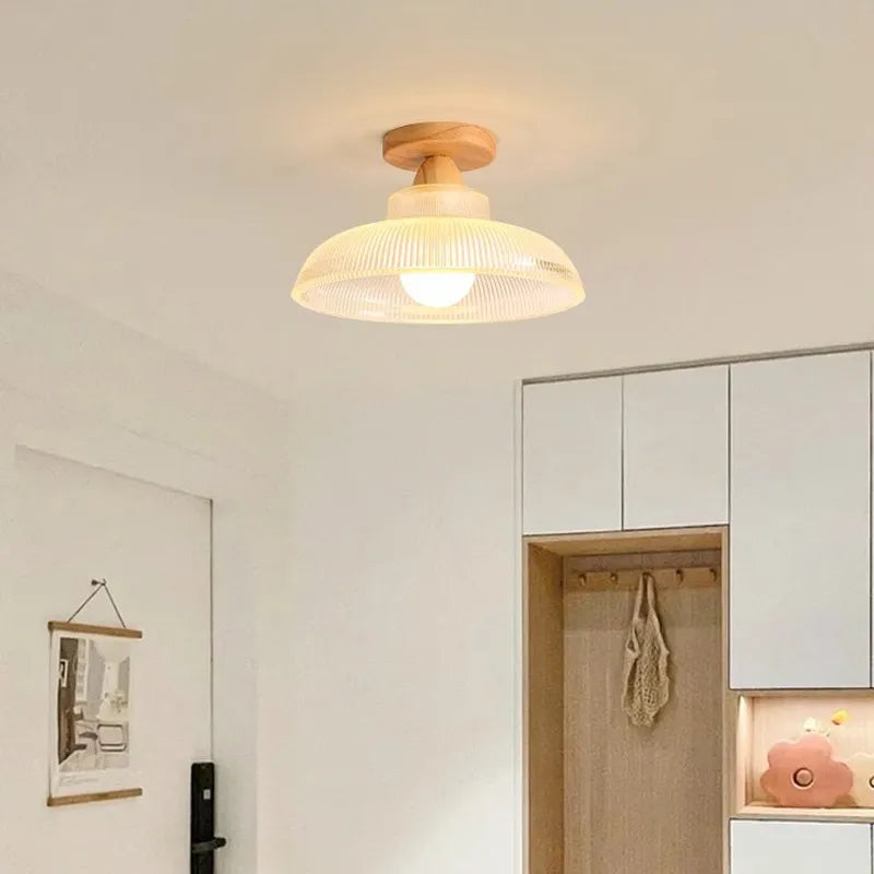Plafonnier nordique en bois lampe en verre dépoli salon allée chambre vestiaire balcon couloir lampes et lanternes - vue 3 sur 12