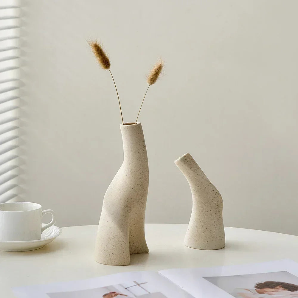 vase moderne en céramique givrée fait main pour fleurs séchées - vue 5 sur 8