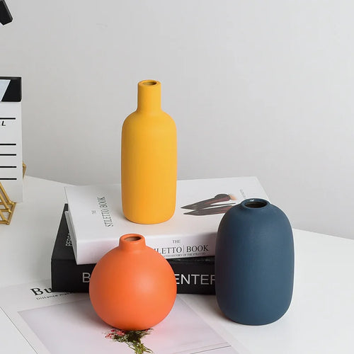 petit vase en céramique décoratif moderne pour fleurs - vue 5 sur 7