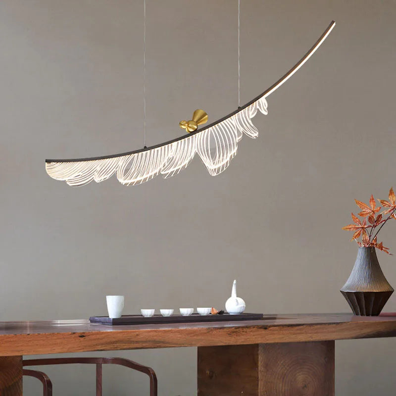 lustre design artistique en plumes et fil métallique ajustable - vue 3 sur 8