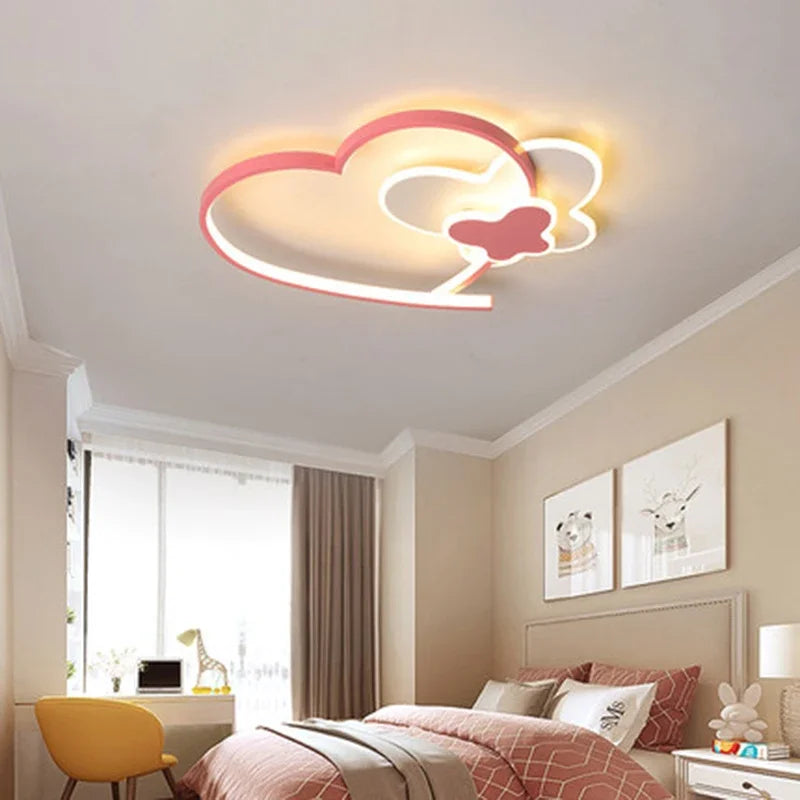 plafonnier LED chambre enfants en forme de coeur rose - vue 4 sur 10