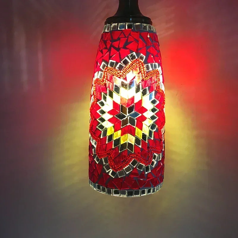 lustre bohème vintage en verre teinté pour décoration intérieure