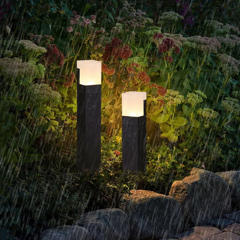 lampe extérieure moderne imperméable pour jardin et chemin - vue 3 sur 10