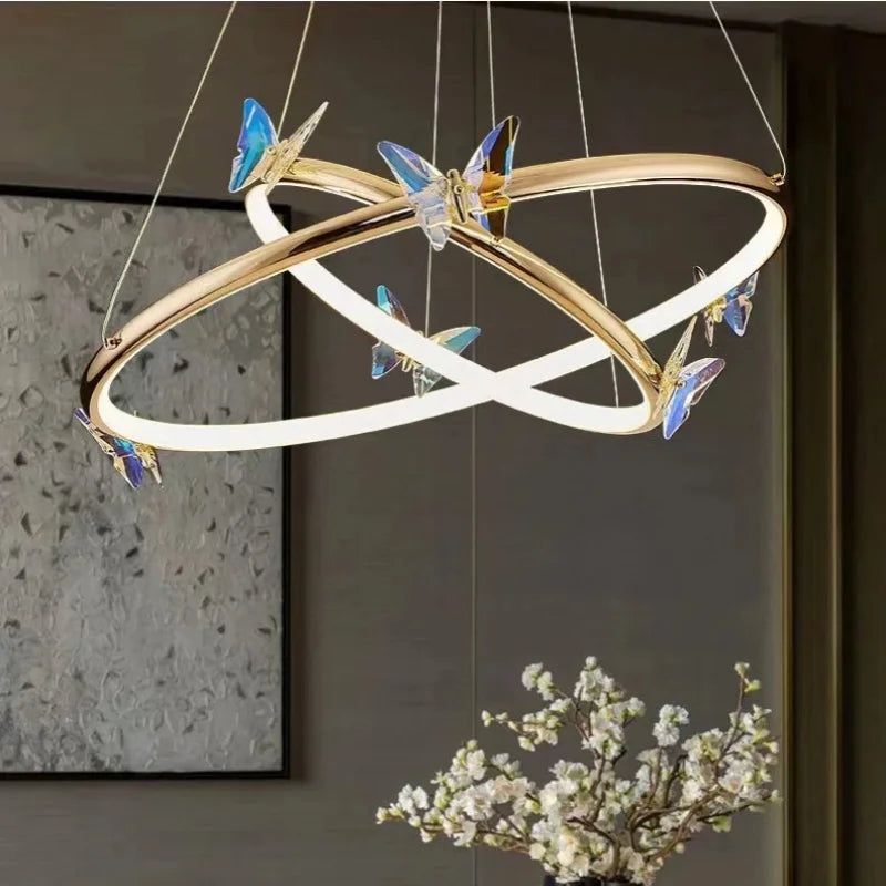 lustre moderne en forme de papillon avec anneau doré décoratif - vue 1 sur 12