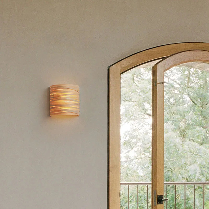 Applique murale nordique en bois demi-cercle - vue 2 sur 7