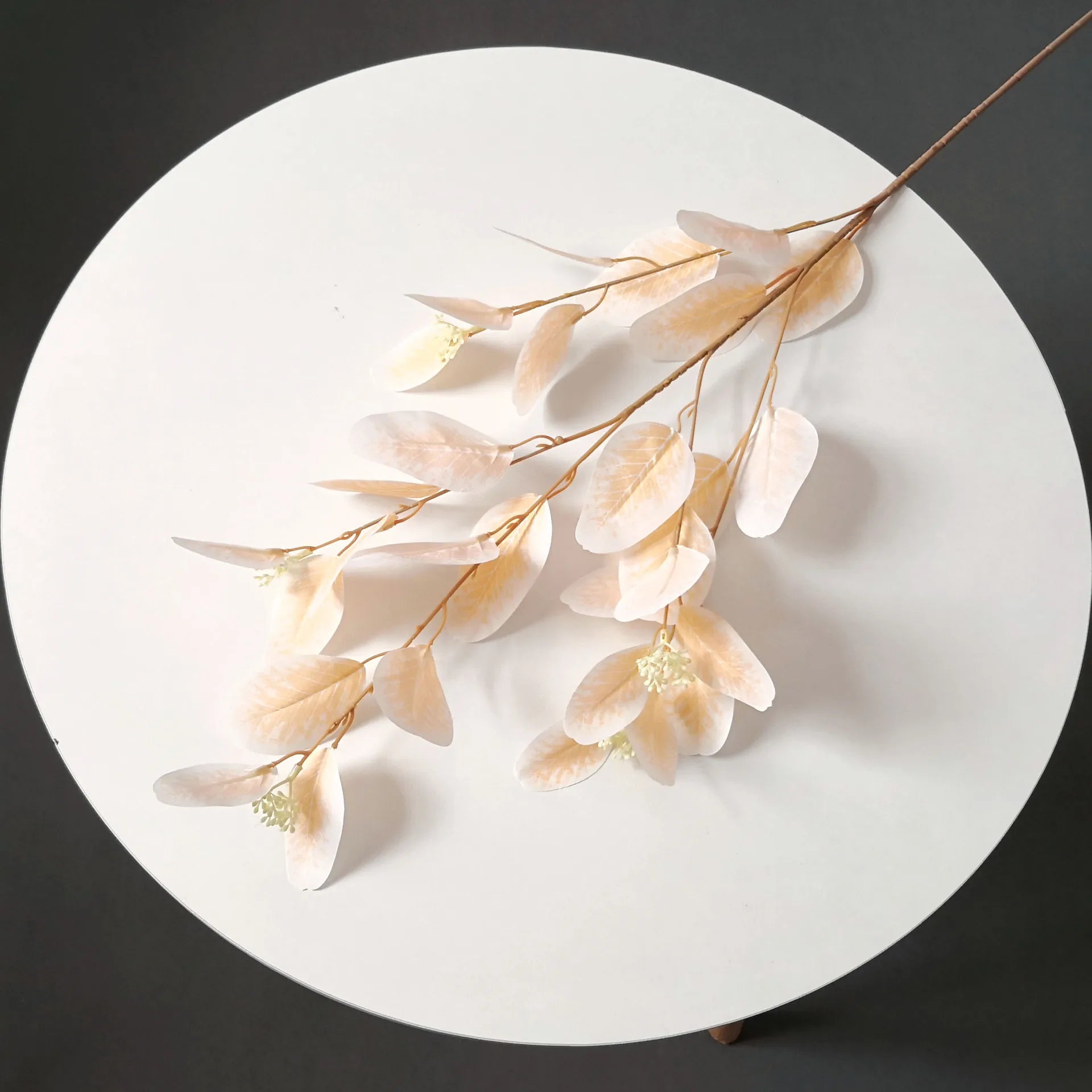 branches de feuilles d'eucalyptus en soie artificielle pour décoration florale - vue 2 sur 17