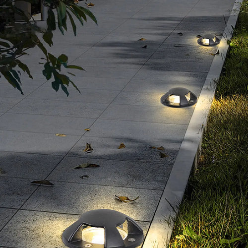 Versatile LED Aisle Lights for Outdoor Areas, Stairs, and Gardens - vue 4 sur 5