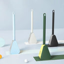 ensemble moderne de brosses hygiéniques pour salle de bain
