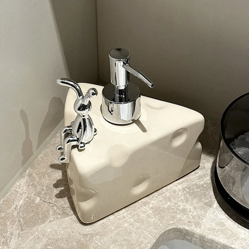 distributeur de savon créatif en céramique pour salle de bain - vue 3 sur 5
