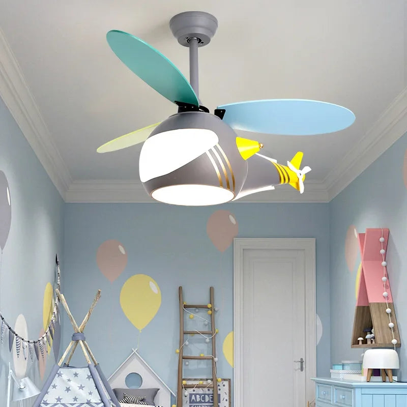 ventilateur créatif hélicoptère pour chambre d'enfant décorative - vue 1 sur 9