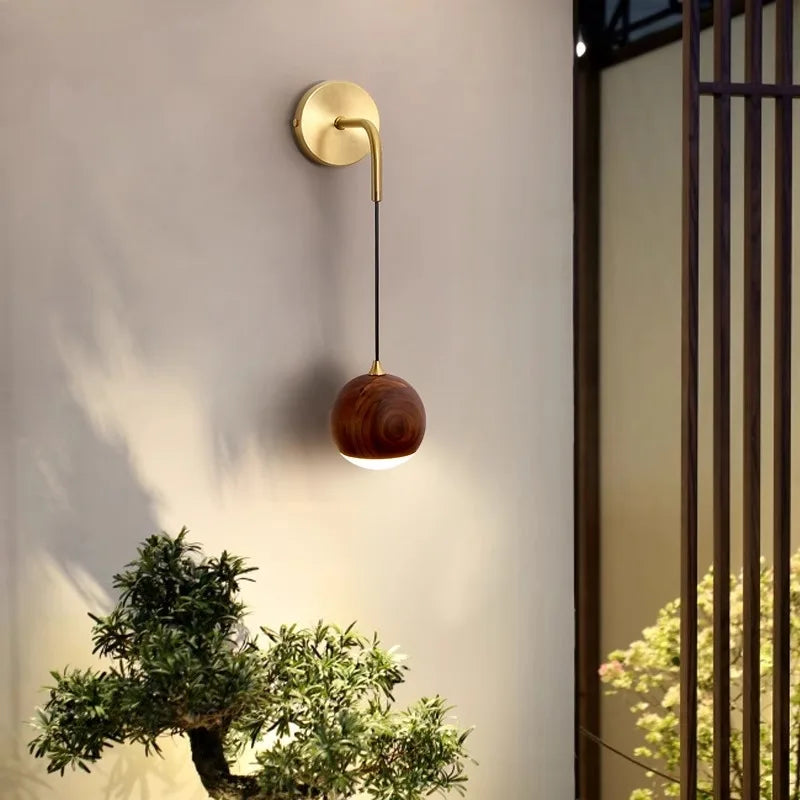 Walnut Wood Round ball Wall light, Wabi-sabi Modern style, Wall Sconces for Bedroom, Living, Corridor, Aisle balcony, Entrance - vue 3 sur 7