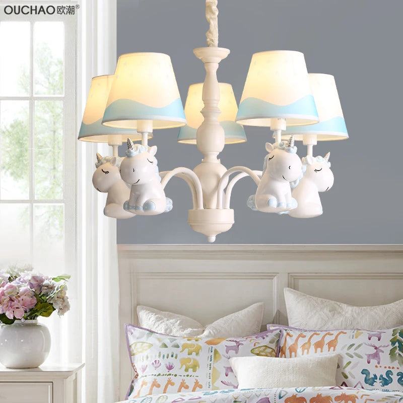 lustre licorne pour jardin d'enfants et chambre à coucher - vue 6 sur 11