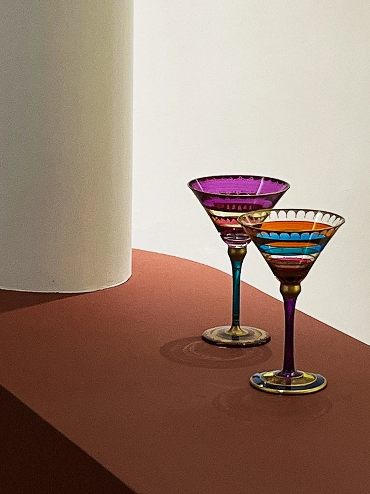 Verres à vin rouge style nordique pied design - vue 5 sur 7