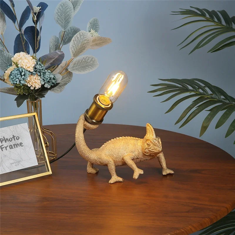 lampe de bureau moderne lézard résine éclairage décoratif pour enfants - vue 3 sur 8