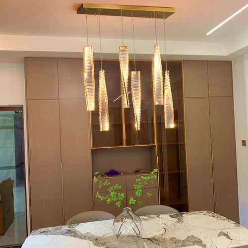 lustre en cristal design moderne pour ambiance élégante - vue 3 sur 11