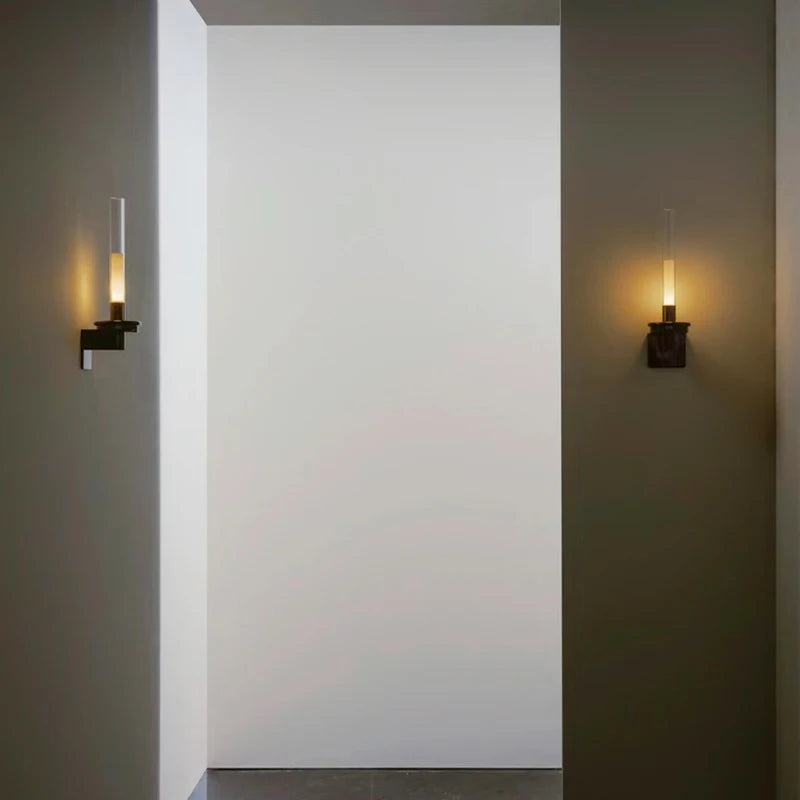 Applique murale en verre transparent et métal noir - vue 4 sur 7