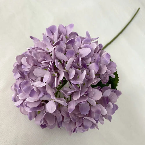 bouquet d'hortensias artificiels en soie pour mariages et décorations festives - vue 17 sur 19