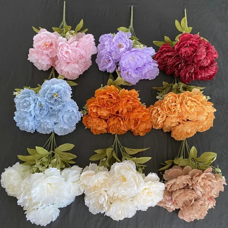 bouquet de sept pivoines en soie pour décoration intérieure et mariage - vue 3 sur 12