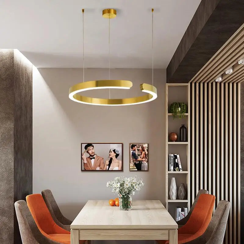 suspension LED en anneaux de luxe pour ambiance moderne - vue 6 sur 13