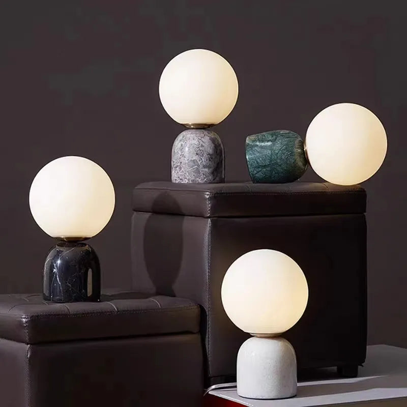 lampe à poser en marbre et verre pour intérieur élégant - vue 2 sur 9