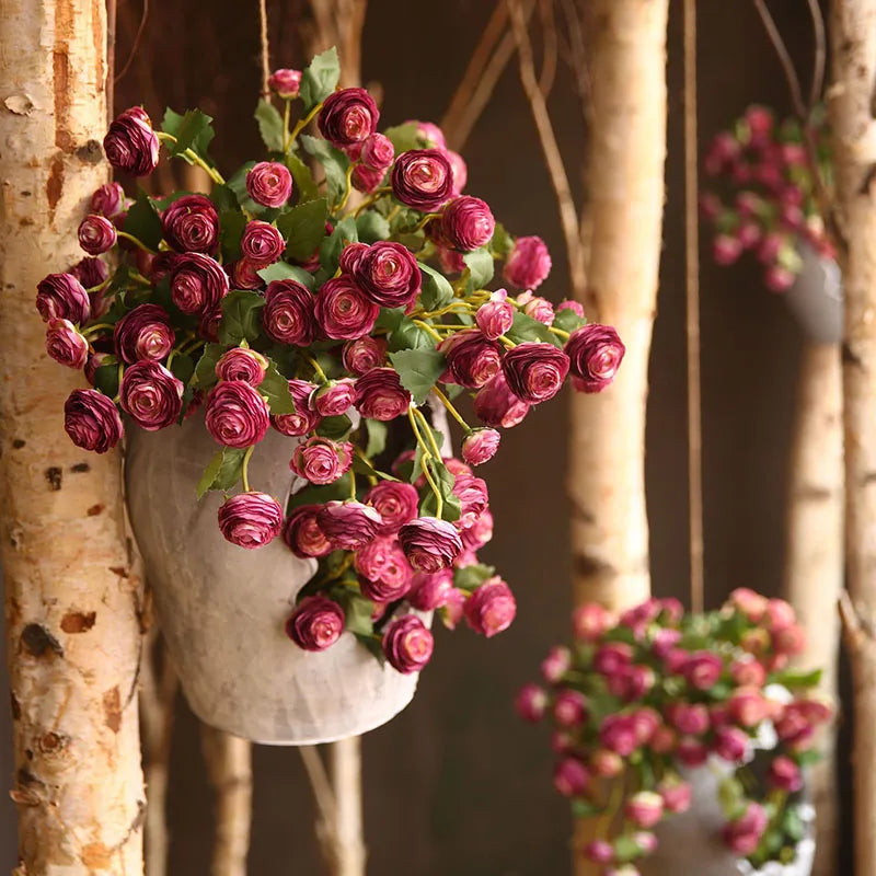 fleurs artificielles en soie roses et renoncules pour décoration de mariage - vue 3 sur 13