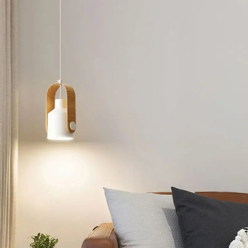 lustre en bois brut design nordique pour éclairage moderne - vue 3 sur 10