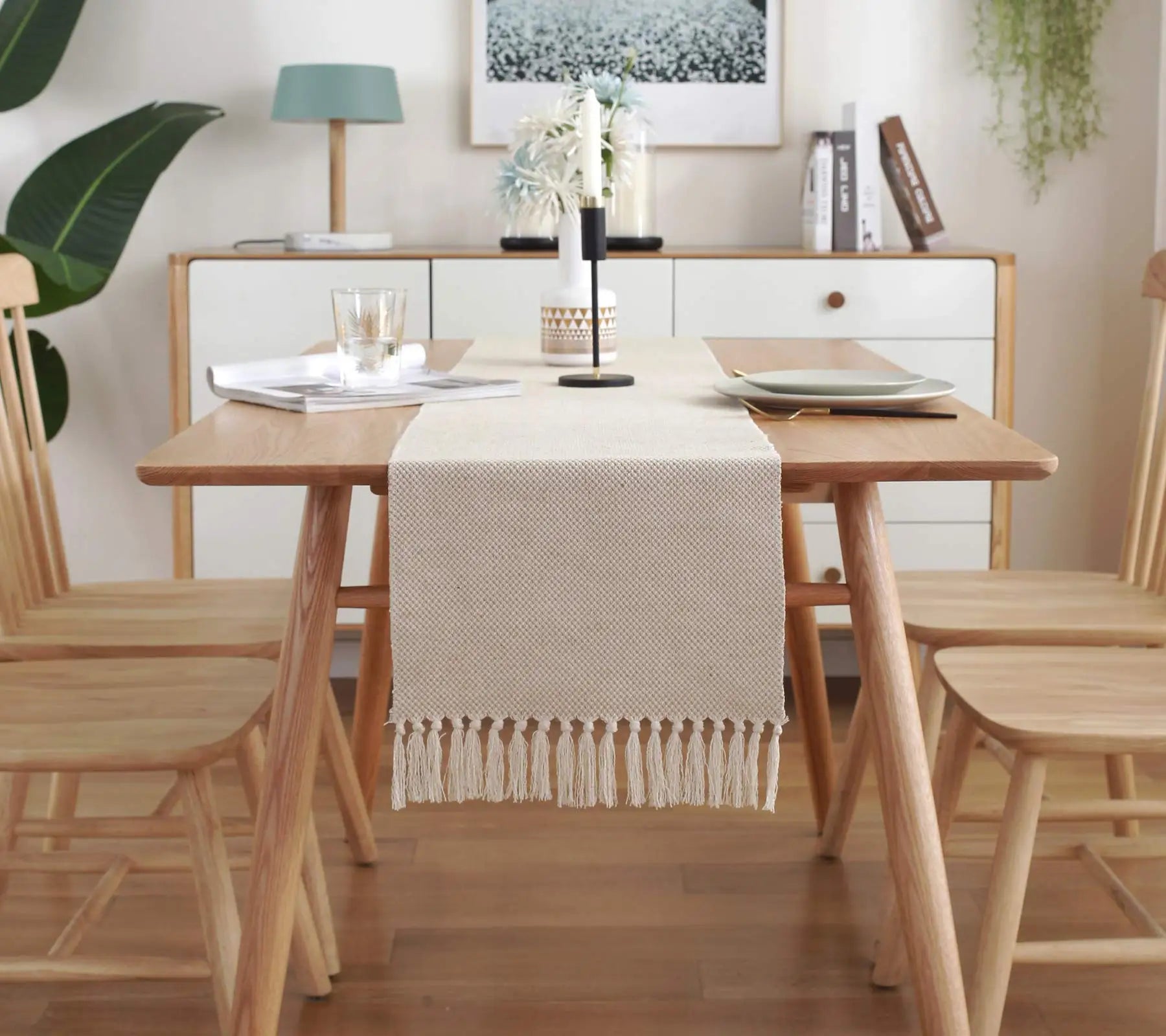 Chemin de table lin brodé style rustique beige 8 mots - vue 6 sur 7