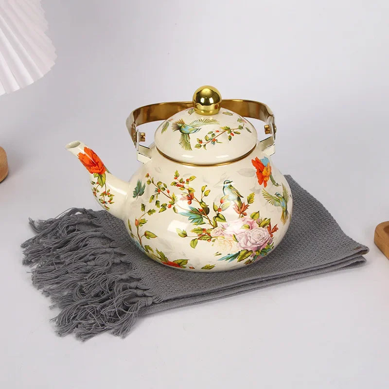 bouilloire vintage en émail motif floral poignée dorée - vue 3 sur 5