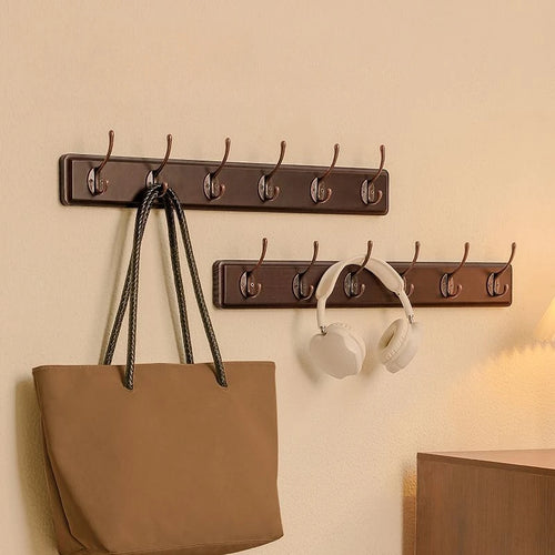 cintres en noyer noir pour rangement et décoration murale - vue 5 sur 11